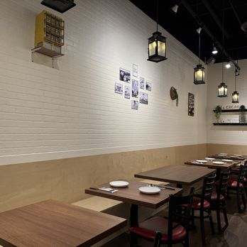 Saigonville - Seating area~ - Vietnamese Near Me - Vancouver, British Columbia