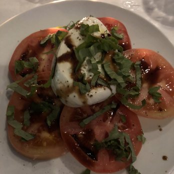 MA'S Italian Kitchen - BURRATA CAPRESE - Italian Near Me - Burbank, California
