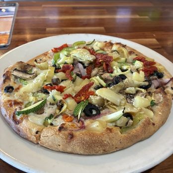 Oggi's - Small Veggie Pizza - Pizza Near Me - San Diego, California
