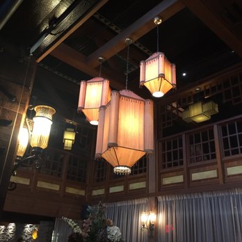 Metro North - Lighting in  dinning area - American Near Me - Princeton, New Jersey