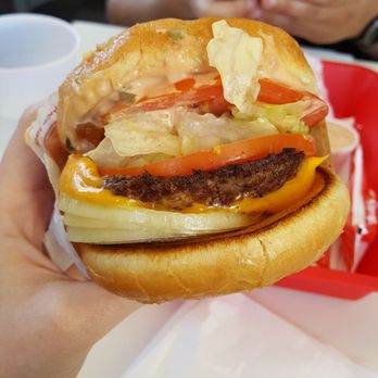 In-N-Out Burger - Cheeseburger with onion + extra tomato - Fast Food Near Me - Tempe, Arizona In-N-Out Burger - Cheeseburger with onion + extra tomato - Fast Food Near Me - Tempe, Arizona