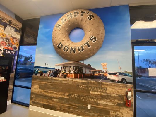 Randy's Donuts by null