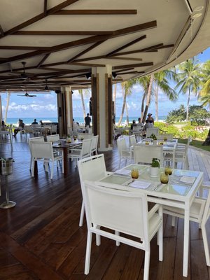 Encanto Beach Club Bar & Grill by null