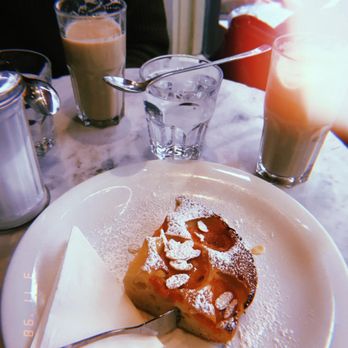 Europa - ein Stück Marillenkuchen - Bars Near Me - Vienna, 9 Europa - ein Stück Marillenkuchen - Bars Near Me - Vienna, 9