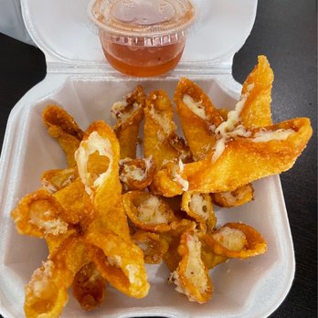 Fuji Hibach Express - Crab Rangoon, $6. Handmade to order, delicious and served with a sweet chili sauce. Worth every penny. - Japanese Near Me - Lakeland, Florida Fuji Hibach Express - Crab Rangoon, $6. Handmade to order, delicious and served with a sweet chili sauce. Worth every penny. - Japanese Near Me - Lakeland, Florida