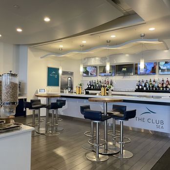 The Club SEA - Bar - Airport Lounges Near Me - Seattle, Washington The Club SEA - Bar - Airport Lounges Near Me - Seattle, Washington
