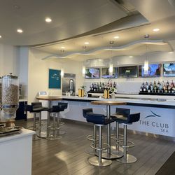The Club SEA - Bar
