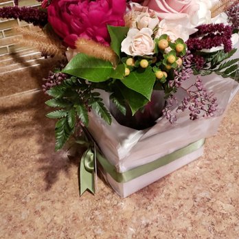 Rosaspina - Florists Near Me - Montclair, New Jersey