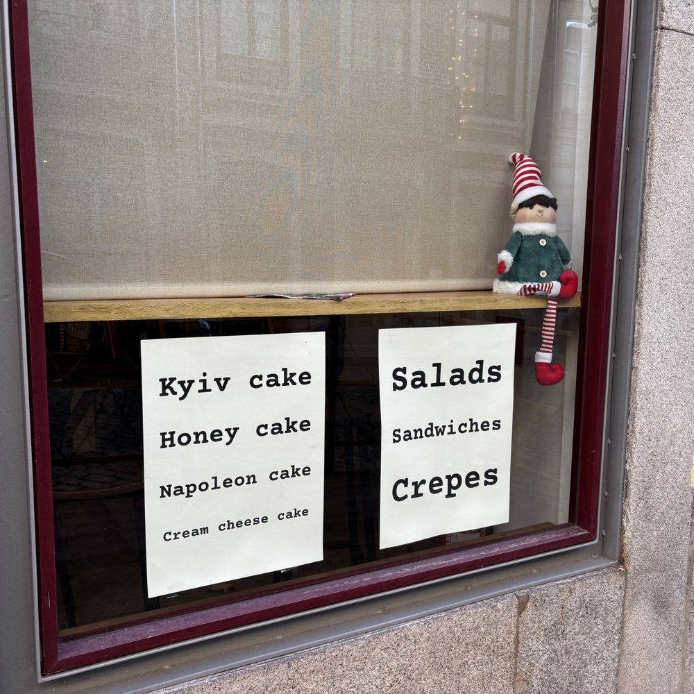 Cafe Yanetta - Cafes Near Me - Porto, 13