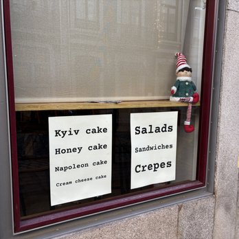 Cafe Yanetta - Cafes Near Me - Porto, 13