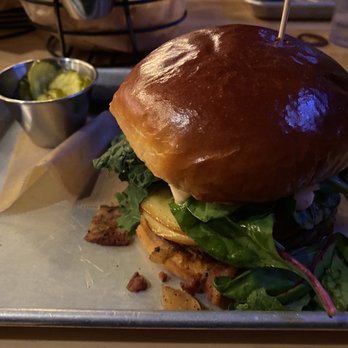 The EATery - The Damn Good Burger - Gastropubs Near Me - Mammoth Lakes, California The EATery - The Damn Good Burger - Gastropubs Near Me - Mammoth Lakes, California