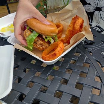 Sos Galley - Krabby patty with onion rings - Food Trucks Near Me - Carrabelle, Florida