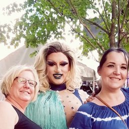 My sis and I, and my son, Ida Kay! My sis and I, and my son, Ida Kay!