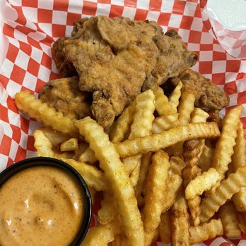 The Kluckin’ Chicken - Reseda - 3 Tender Meal with Fries and coleslaw - Chicken Shop Near Me - Reseda, California The Kluckin’ Chicken - Reseda - 3 Tender Meal with Fries and coleslaw - Chicken Shop Near Me - Reseda, California