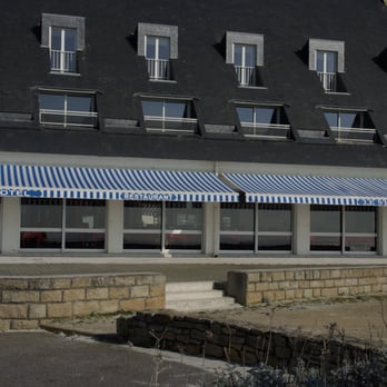 Hôtel le Sterenn - En bas, salle de restauration avec vue sur la mer, première étage chambres avec vue .... ;o) - Hotels Near Me - Penmarch, 29