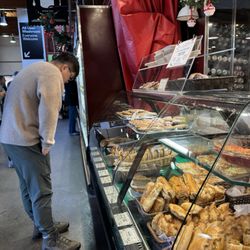 Laurelle's Fine Foods