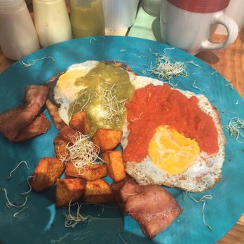 Capitan Sandwich - Huevos sandwich - Breakfast & Brunch Near Me - Playa del Carmen, ROO