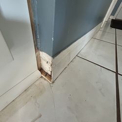 Kurtis Kitchen & Bath - Missing molding and they damaged my floor molding which has never been fixed