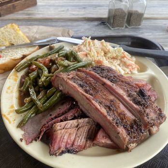 Goode Company Barbeque - Ribs, Link, and moist ribs!!with a side of slaw and fresh green beans with bacon! - Barbeque Near Me - Houston, Texas Goode Company Barbeque - Ribs, Link, and moist ribs!!with a side of slaw and fresh green beans with bacon! - Barbeque Near Me - Houston, Texas