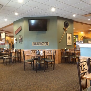 Pizza Ranch - Dining room - Pizza Near Me - Austin, Minnesota