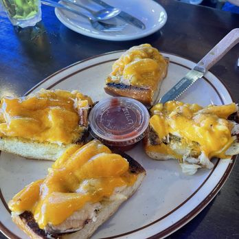 Barbara's Fishtrap - garlic cheese bread with crab - Seafood Near Me - Half Moon Bay, California Barbara's Fishtrap - garlic cheese bread with crab - Seafood Near Me - Half Moon Bay, California