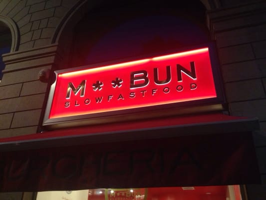 M** Bun by null