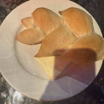 La Dolce Vita - Complimentary Bread - Italian Near Me - Cleveland, Ohio La Dolce Vita - Complimentary Bread - Italian Near Me - Cleveland, Ohio