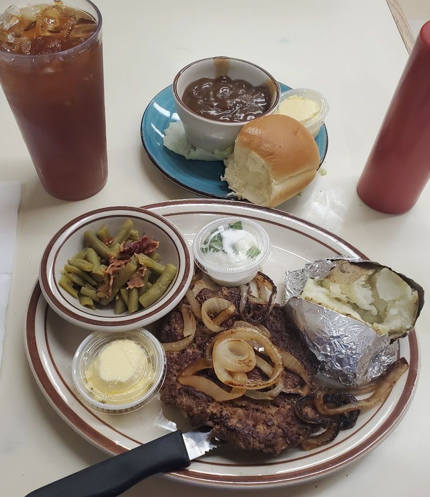 DONALD’S FAMILY DINING Updated September 2024 304 N US Hwy 95