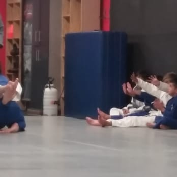 Streamline Training Center - 4 Star Kevin coaching the kids class because 3 Star Sammy is nowhere to be seen. - Gyms Near Me - Cypress, Texas Streamline Training Center - 4 Star Kevin coaching the kids class because 3 Star Sammy is nowhere to be seen. - Gyms Near Me - Cypress, Texas