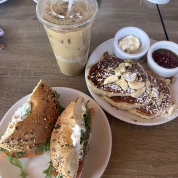 Wildflower - Everything Smoked Salmon Gluten Free Banana Walnut Pancakes Iced Latte - Sandwiches Near Me - Sedona, Arizona Wildflower - Everything Smoked Salmon Gluten Free Banana Walnut Pancakes Iced Latte - Sandwiches Near Me - Sedona, Arizona