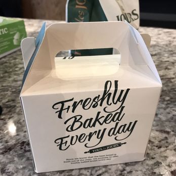 Tous Les Jours - Bakeries Near Me - Vernon Hills, Illinois