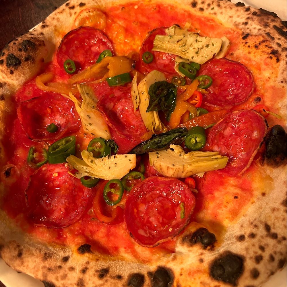 Paulie's Pizza - súper picante with artichokes - Pizza Near Me - Dublin, D Paulie's Pizza - súper picante with artichokes - Pizza Near Me - Dublin, D