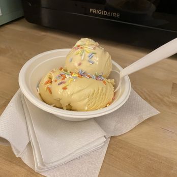 Interfaith 21 - Ice cream - the best bedtime snack! - Bed & Breakfast Near Me - New York, New York Interfaith 21 - Ice cream - the best bedtime snack! - Bed & Breakfast Near Me - New York, New York