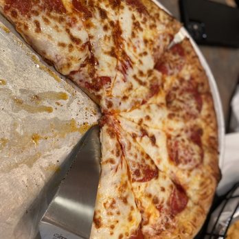 Pagalo's - Large Pepperoni - Pizza Near Me - Milan, Illinois