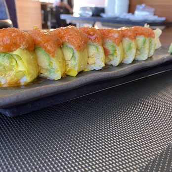 Kashi Japanese - Syosset - Salmon Atami Roll - Japanese Near Me - Syosset, New York