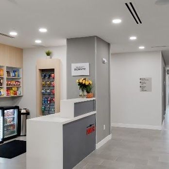 TownePlace Suites by Marriott White Hall - Front desk area - Hotels Near Me - White Hall, Arkansas