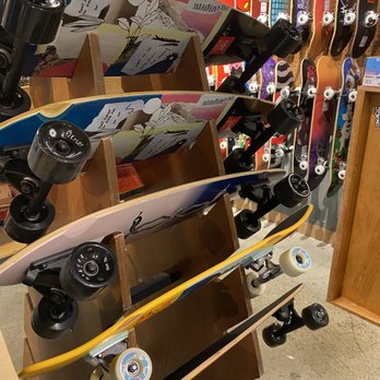 Zumiez - Men's Clothing Near Me - Hoover, Alabama Zumiez - Men's Clothing Near Me - Hoover, Alabama