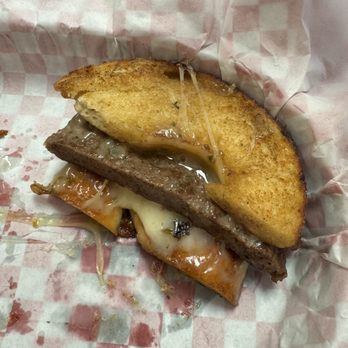 Dilly & Sons Bagelry & Cafe - Patty melt sandwich - Breakfast & Brunch Near Me - Mandeville, Louisiana