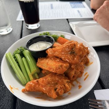 Basecamp Brewing - Buffalo chicken wings - Brewpubs Near Me - Lincoln, New Hampshire Basecamp Brewing - Buffalo chicken wings - Brewpubs Near Me - Lincoln, New Hampshire