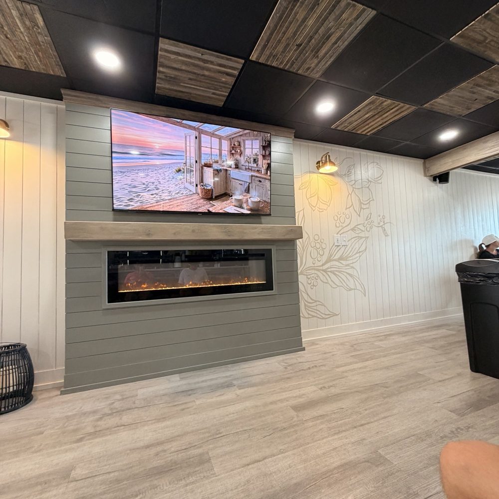 Coffee Joy - lounge - Coffee & Tea Near Me - North Topsail Beach, North Carolina Coffee Joy - lounge - Coffee & Tea Near Me - North Topsail Beach, North Carolina