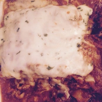 Win-Spuntino - Kick ass lasagna.  I think an order of this and a bottle of wine and a movie would make an excellent night. - Italian Near Me - Honolulu, Hawaii