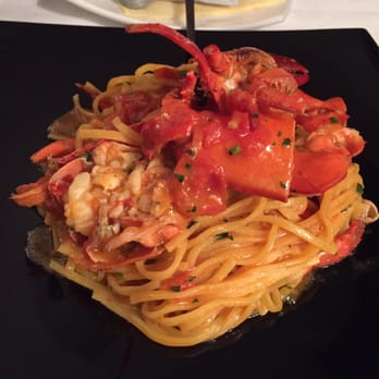 Life - Homemade tagliolini pasta with Lobster and cherry tomatoes (so-so) - Italian Near Me - Rome, RM