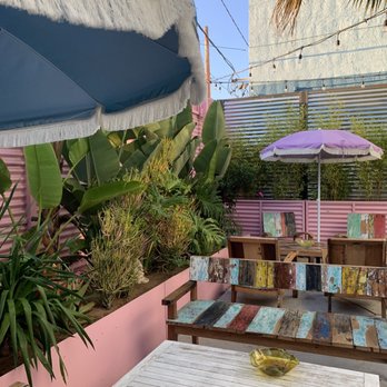 High Tide - Such cute vibes - Beer Gardens Near Me - Los Angeles, California High Tide - Such cute vibes - Beer Gardens Near Me - Los Angeles, California