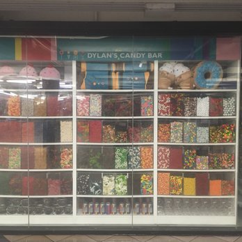 Turnstyle Underground Market - Dylan's Mini Candy Bar. - Shopping Centers Near Me - New York, New York