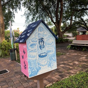 Lieber Park - Art on the back of the library - Parks Near Me - Wilton Manors, Florida Lieber Park - Art on the back of the library - Parks Near Me - Wilton Manors, Florida