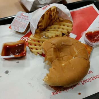 Chick-fil-A - Fast Food Near Me - Cerritos, California