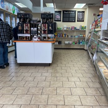 Metuchen Corner Deli - a man standing at the counter - Delis Near Me - Metuchen, New Jersey Metuchen Corner Deli - a man standing at the counter - Delis Near Me - Metuchen, New Jersey