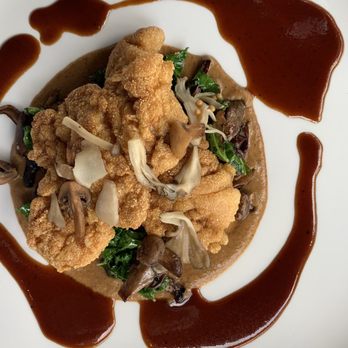 La Planque - Calf sweetbread - French Near Me - Quebec City, Quebec