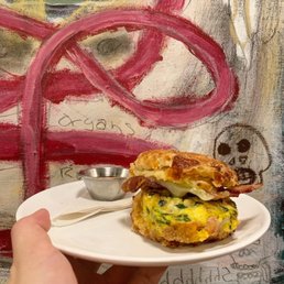 Breakfast sandwich