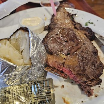 Timbers Pub & Grill - Prime rib - Pubs Near Me - Stroudsburg, Pennsylvania